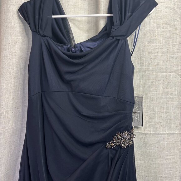 Alex Evenings- Short Sleeve Cold Shoulder Cowl Neck Side Brooch Gown - Picture 8 of 8